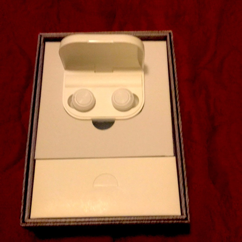 New Azzaro Wireless Earbuds